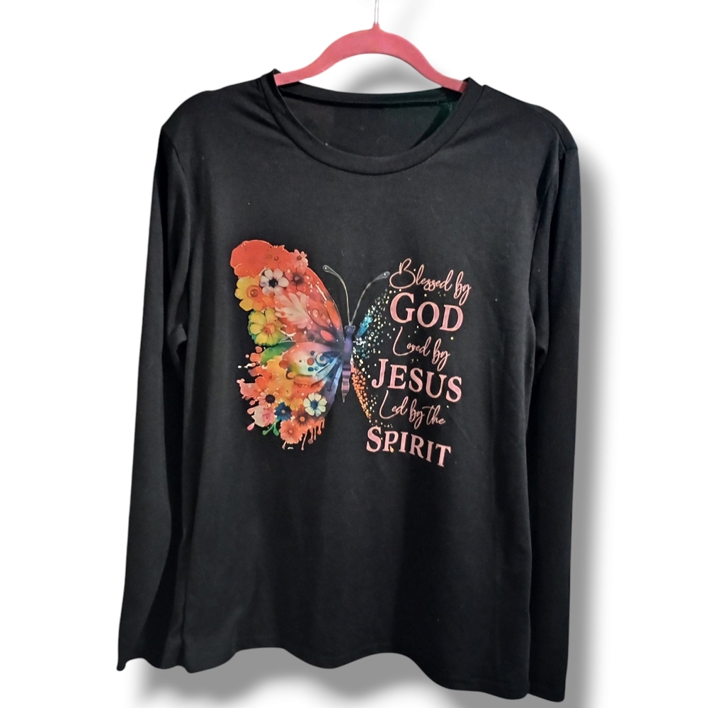 Women's Size Large Black Graphic Tee with Floral Butterfly Design NWOT